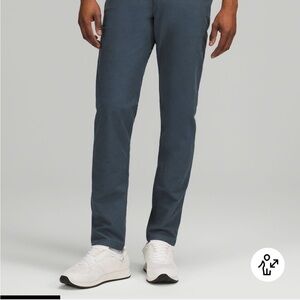 Lululemon ABC slim fit 5-pocket 32 length, 30 waist. EUC